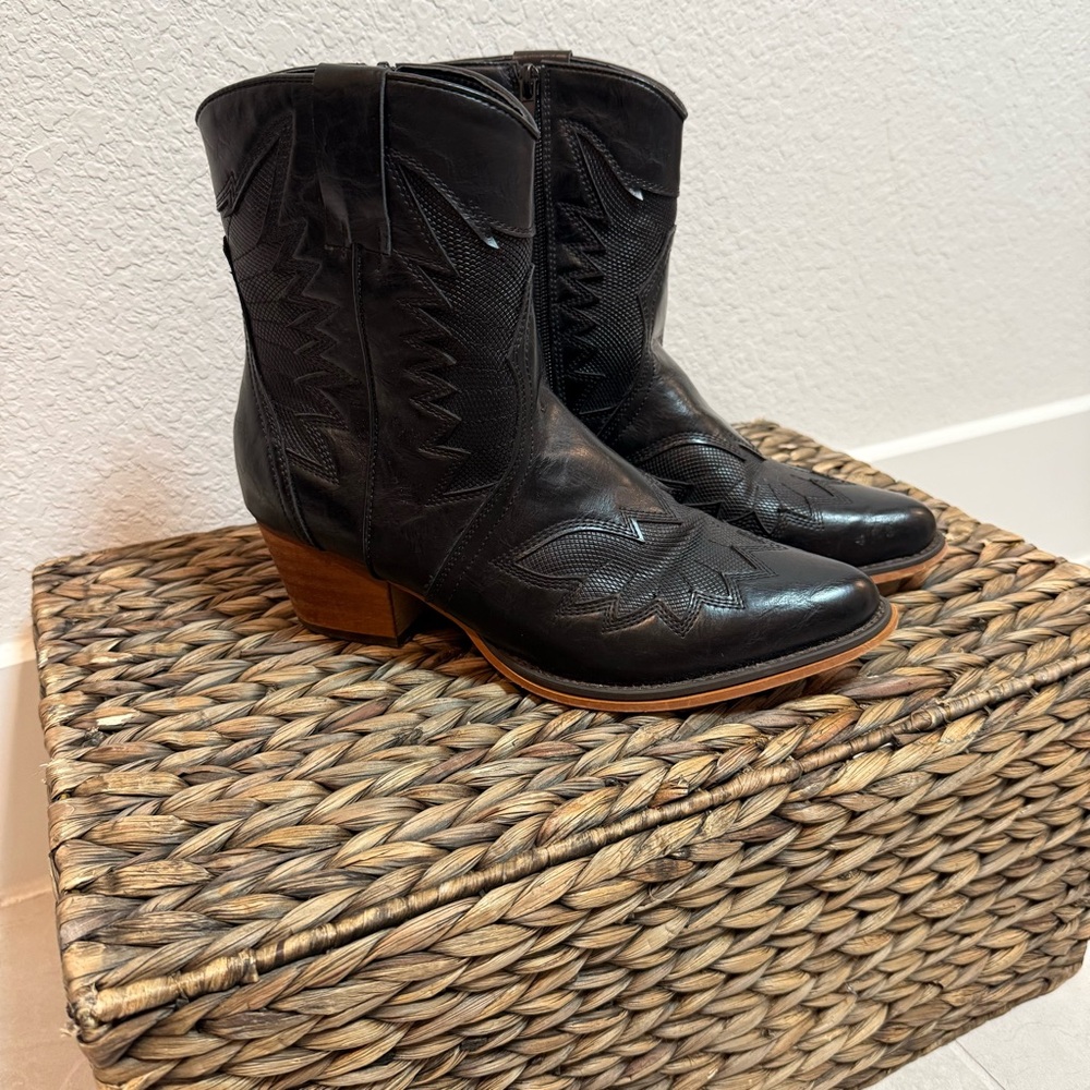 Black Western-Inspired Leather Ankle Booties